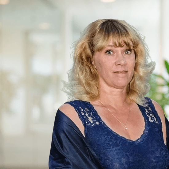 Kim Lowry, Office Manager